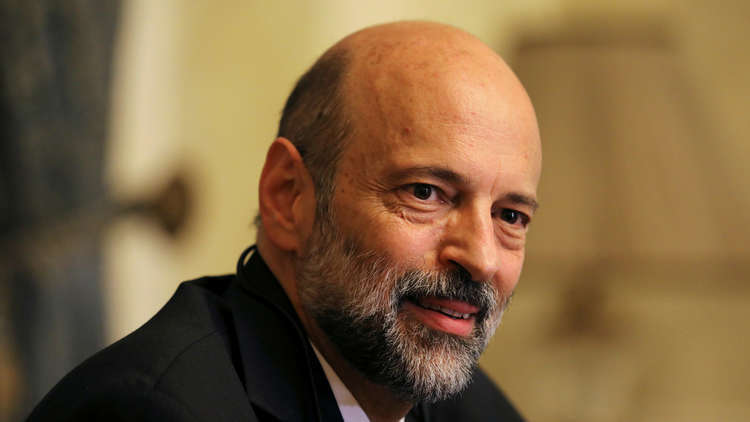 رئيس وزراء الأردن يطلق