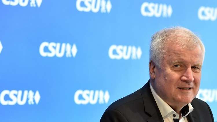 وزير الداخلية الألماني: قرارات القمة الأوروبية حول الهجرة ناقصة