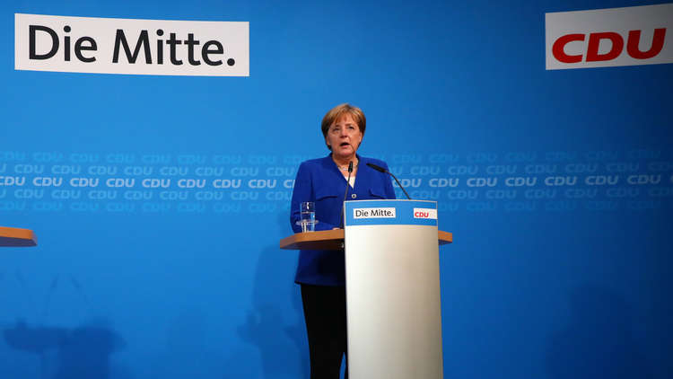 ميركل بعد لقاء وزير الداخلية: اتفقنا على إقامة مراكز إعادة المهاجرين إلى دول أوروبية قدموا منها