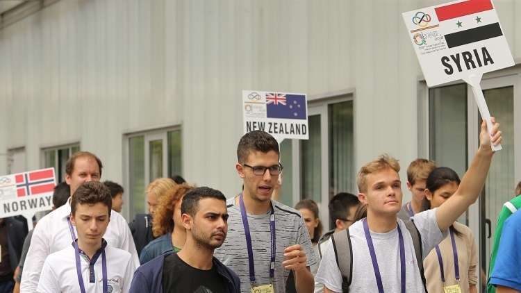 الأسد الابن يطمح لنتيجة جيدة في مسابقة الرياضيات الدولية لهذا العام