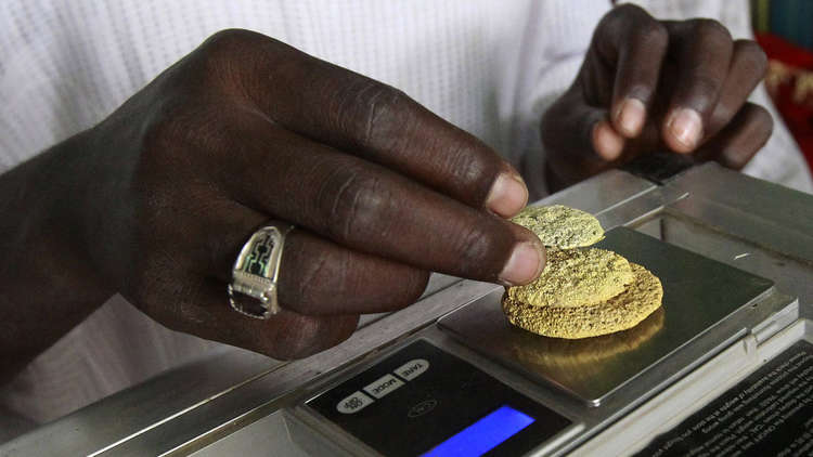 السودان يستعيض عن الذهب الأسود بالأصفر (صور)