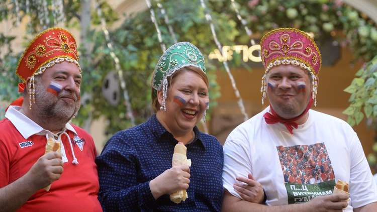 روسيا تغزو الغرب بالـ"كوكوشنيك" (فيديو+صور)