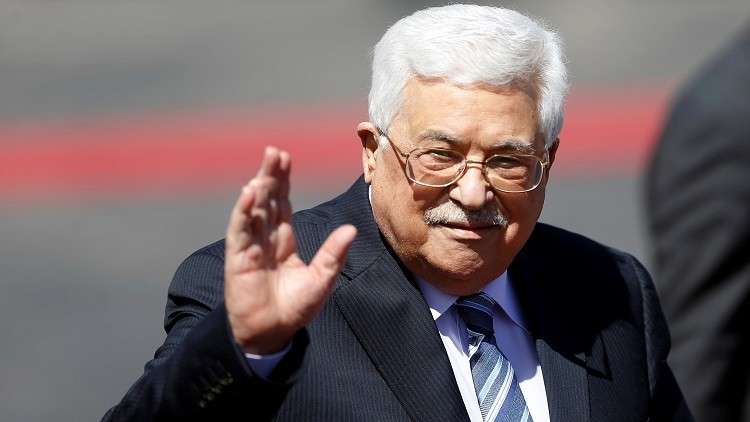 عباس يمنح "نوط القدس" لثلاثة أسرى قتلوا في إضراب سجن نفحة