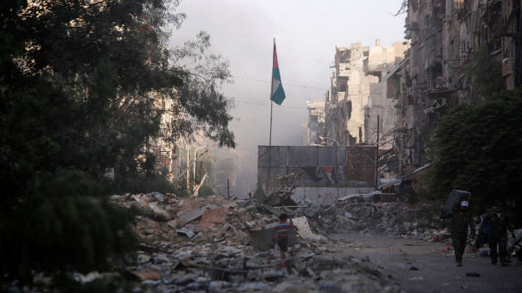 إعادة إعمار اليرموك والمفقودون محور محادثات منظمة التحرير الفلسطينية في دمشق