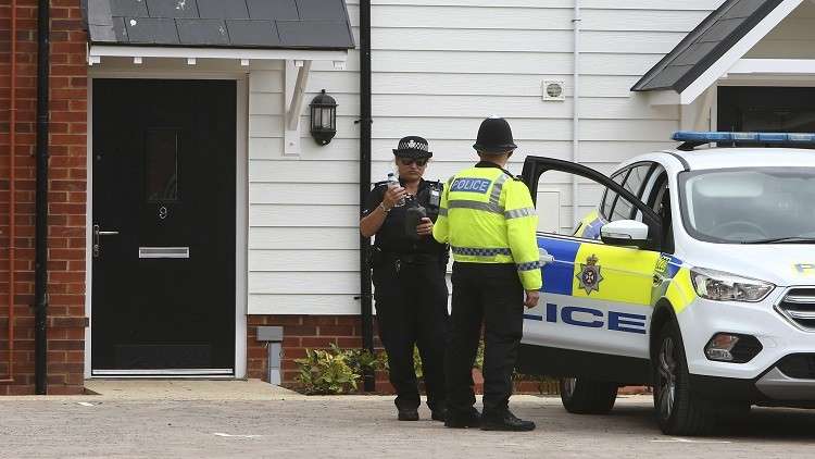 الشرطة البريطانية: العثور على قارورة بآثار مادة 