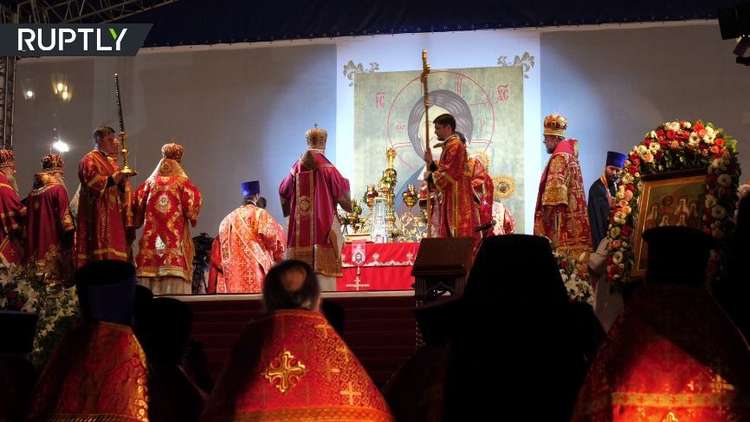 قداس مسيحي في يكاتيرينبورغ بمناسبة 100 عام على مصرع القيصر