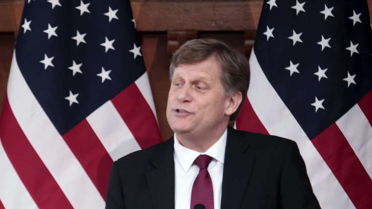 السفير الأمريكي الأسبق: بوتين حقق انتصارا خياليا في قمته مع ترامب