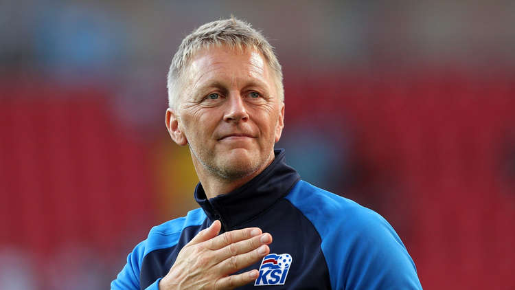 استقالة مفاجئة لمدرب إيسلندا بسبب "الملل"