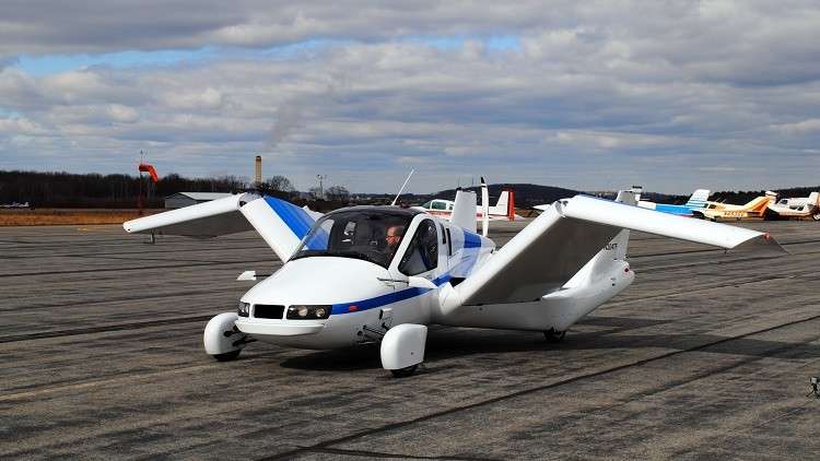 شركة تبدأ ببيع سياراتها الطائرة