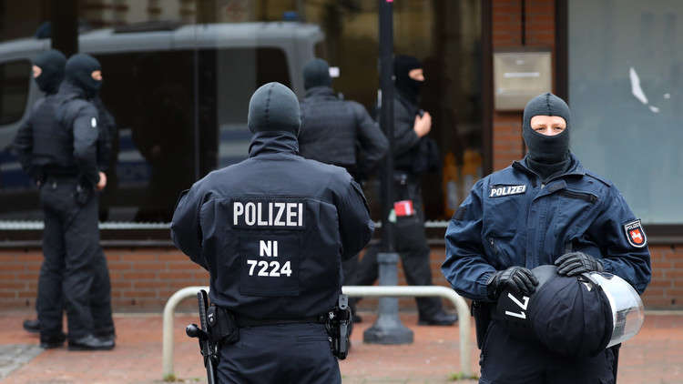 إصدار مذكرة اعتقال بحق منفذ الهجوم على حافلة شمالي ألمانيا