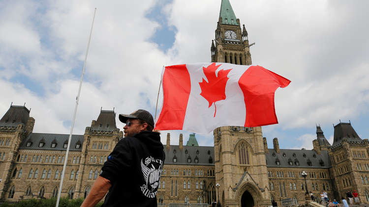 هجوم بسكين قرب البرلمان الكندي