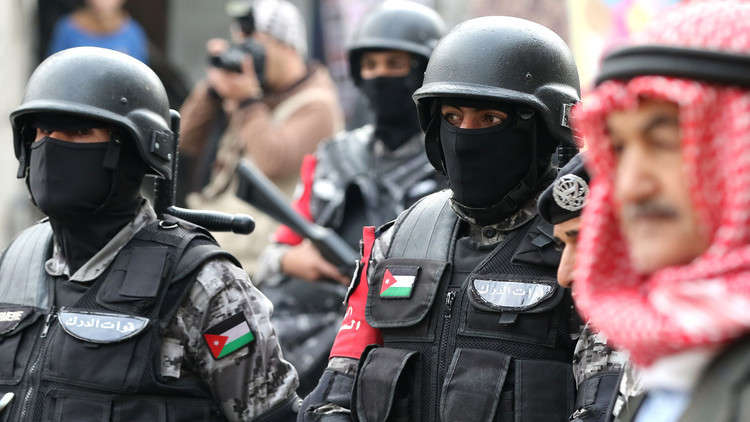 الأردن.. اعتقال نجل عوني مطيع و8  مشتبه بهم في "قضية مصنع الدخان"