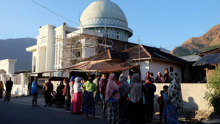  زلزال مدمر يضرب إندونيسيا