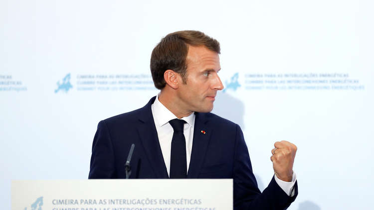 استطلاع: شعبية ماكرون في أدنى مستوياتها