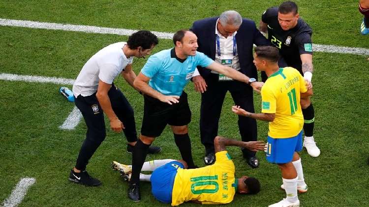 نيمار يعترف بالمبالغة في السقوط خلال مونديال روسيا