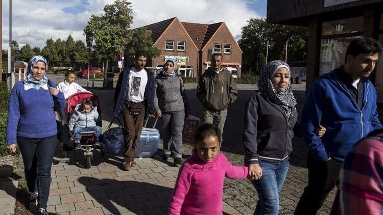 ألمانيا تتلقى أكثر من 30 ألف طلب للم شمل عائلات اللاجئين السوريين