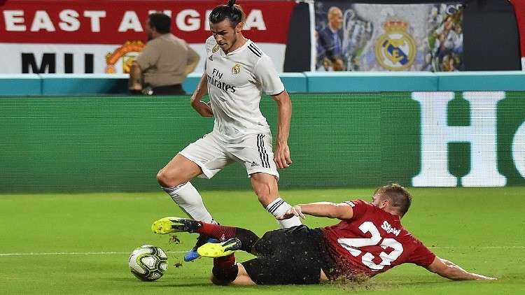  سقوط ريال مدريد وبرشلونة في كأس الأبطال