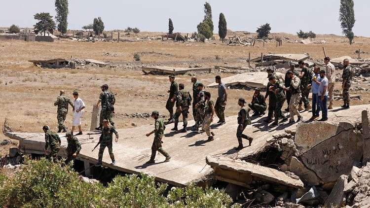 مقتل 3 ضباط بينهم عميد و10 جنود من الجيش السوري بكمين لـ"داعش" في القلمون الشرقي