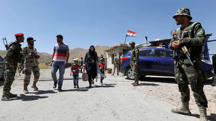 برا وبحرا وجوا.. روسيا تقيم 7 معابر جديدة لعودة اللاجئين إلى سوريا