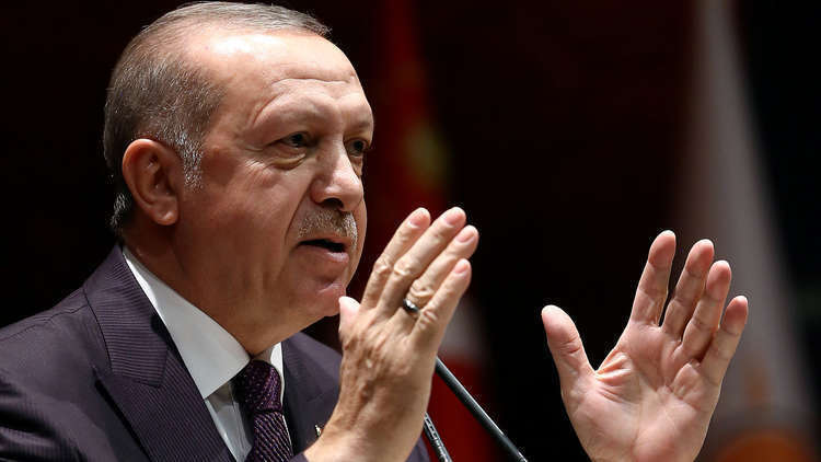 أردوغان يعاقب وزيري العدل والداخلية الأمريكيين