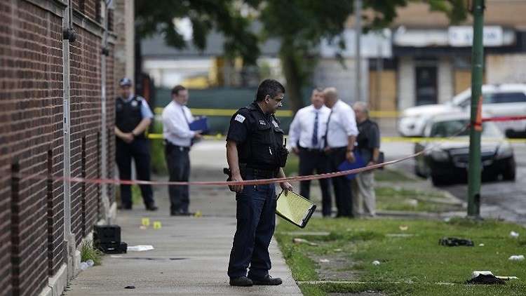 أربعون قتيلا وجريحا في إطلاق للنار في شيكاغو 