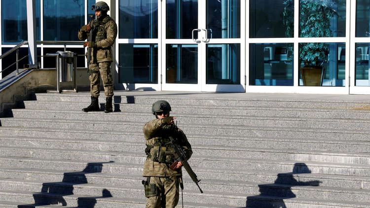 القضاء التركي يشتبه في تورط الأمريكي "جون" في كتابة بيان الانقلاب الفاشل 