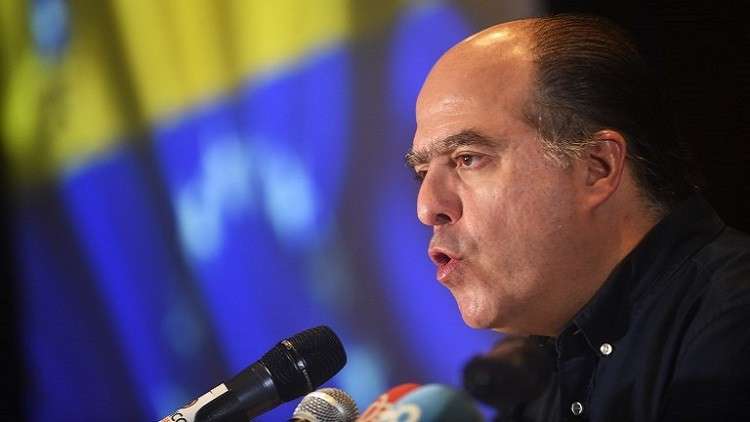 معارض فنزويلي: الاعتداء على مادورو مسرحية لتبرير قمع المعارضة