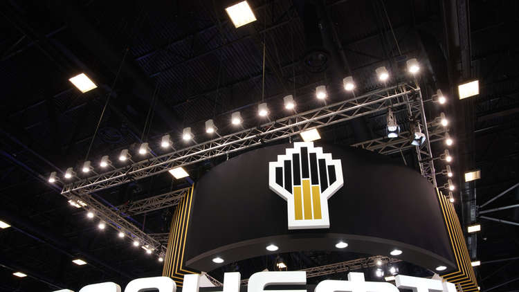 "روس نفط" تتربع على عرش الشركات الروسية