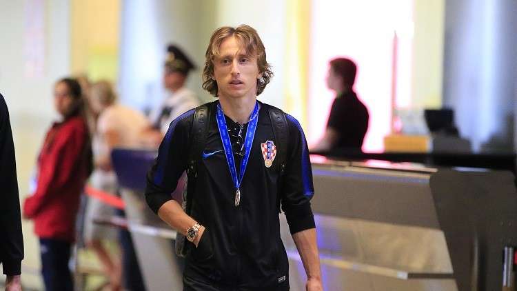 لوكا مودريتش يحسم أمره مع ريال مدريد