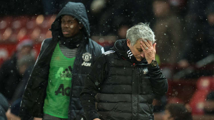 مورينيو يعلق على خلافاته مع بوغبا 