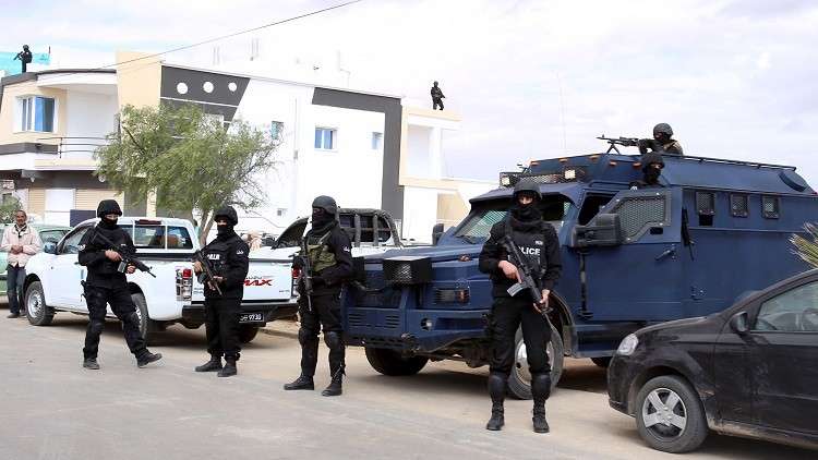 تونس تطلق سراح حارس بن لادن السابق وتمنعه من مغادرة البلاد 