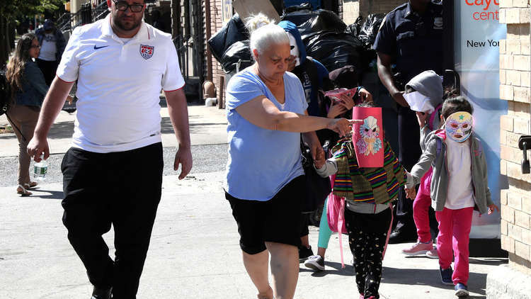 واشنطن لا تزال تحتجز أكثر من 550 طفلا مهاجرا