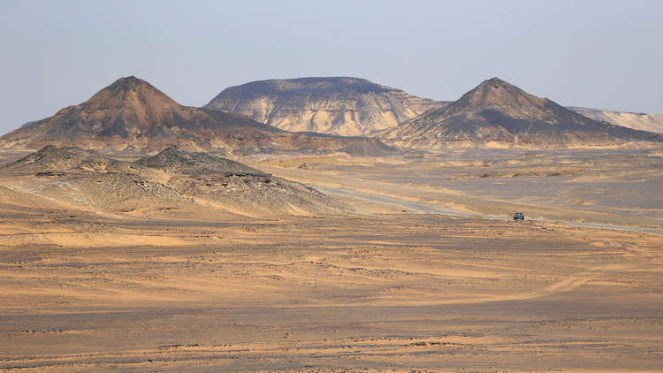 مصر توسع نشاطها في التنقيب عن البترول في الصحراء