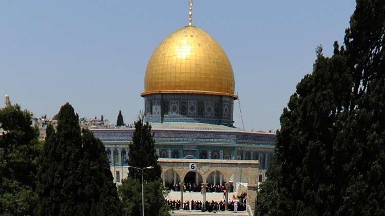 الحكومة الفلسطينية: شرعنة صلاة غير المسلمين بالأقصى ستؤدي إلى حرب دينية