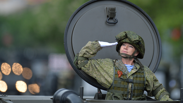 الجيش الروسي يخطط لتوسيع وتنويع دور المرأة في الخدمة العسكرية