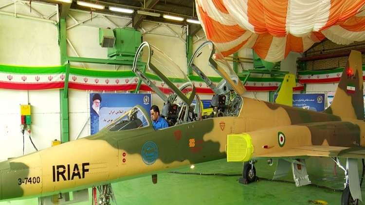 طهران تكشف عن مقاتلتها كوثر 