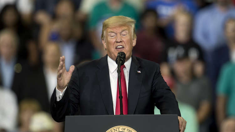 الاتحاد الأوروبي يحذر واشنطن من رسوم السيارات