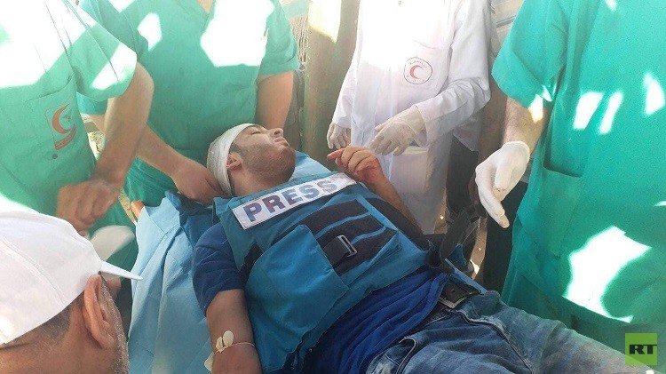 مقتل فلسطينيين أحدهما مسعف وإصابة نحو 307 آخرين برصاص الجيش الإسرائيلي شرقي غزة