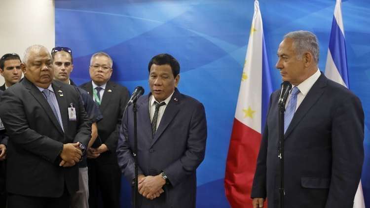 دوتيرتي: أوعزت للجيش بعدم شراء الأسلحة إلا من إسرائيل