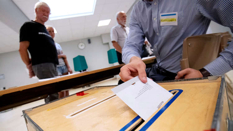 استطلاع: الائتلاف الحاكم يتقدم في الانتخابات البرلمانية السويدية