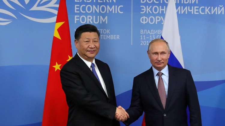 بوتين يحتفي بضيفه الصيني ويعدد مزايا العلاقات الثنائية!