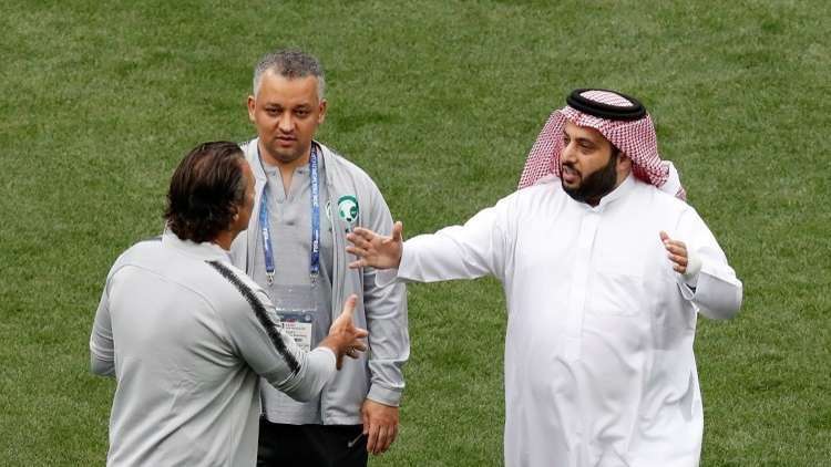 تركي آل الشيخ ينتقد توظيف لبناني في الاتحاد السعودي (صورة)