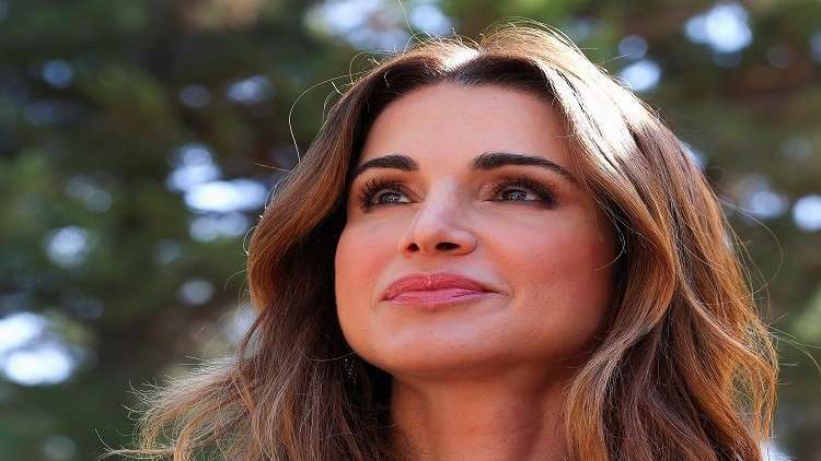 الملكة رانيا ترد على نائب في البرلمان الأردني