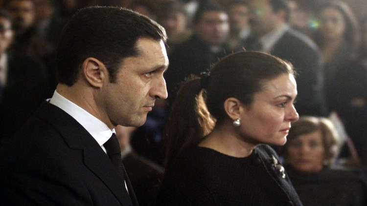 التحقيق يكشف تورط زوجة علاء مبارك في قضية التلاعب بالبورصة