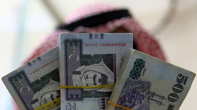 الصندوق السيادي السعودي يقترض للمرة الأولى ويجمع مبلغا ضخما 
