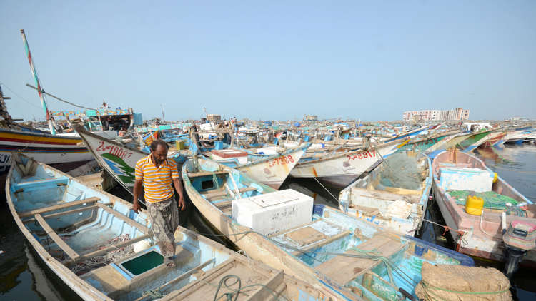 مقتل 18 صيادا باستهداف قاربهم قبالة الساحل اليمني