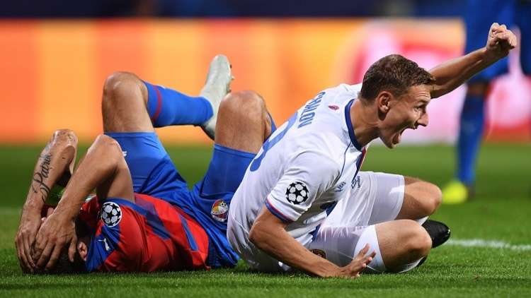 تسيسكا موسكو يفلت من مصيدة فيكتوريا التشيكي في التشامبيونز ليغ