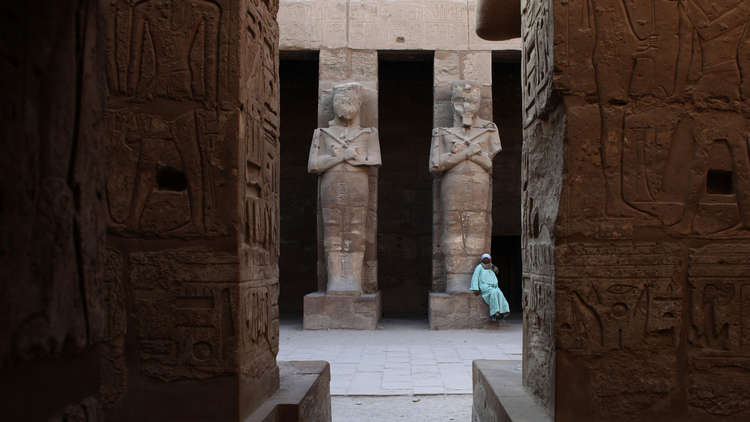 مصر تسترد قطعة أثرية نادرة سرقت من معبد الكرنك