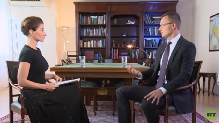 هنغاريا: على الاتحاد الأوروبي مناقشة العقوبات ضد روسيا بدلا من تمديدها