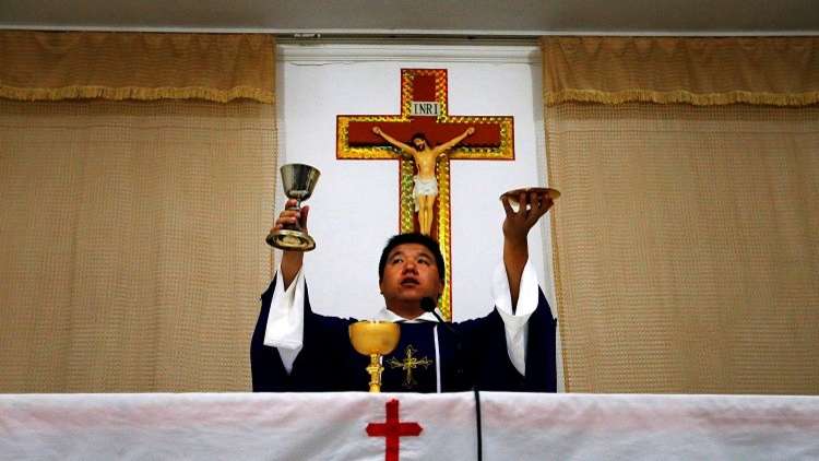 الفاتيكان تكسر احتكار الصين لتعيين الأساقفة